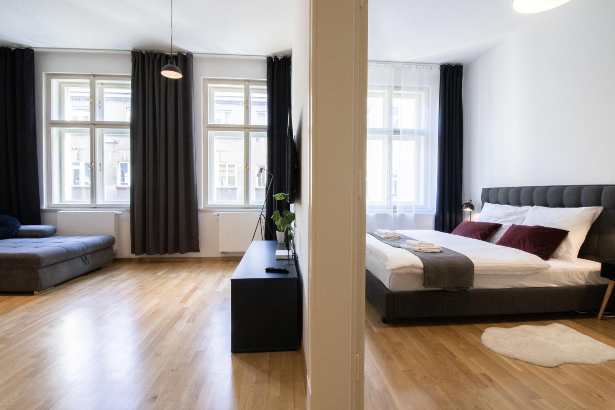 Apartment Krakovska Cr