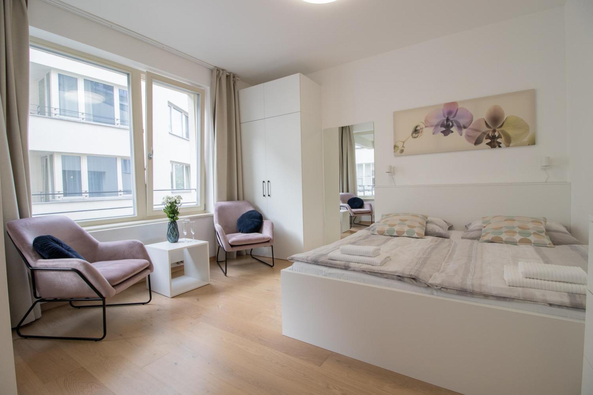 Apartment Krakovska Cr *